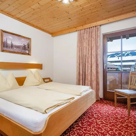 Garni Ransburgerhof Hotel Flachau