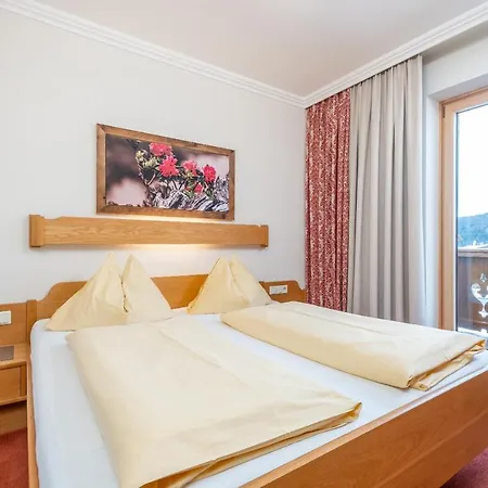 Ξενοδοχείο Garni Ransburgerhof Φλαχάου