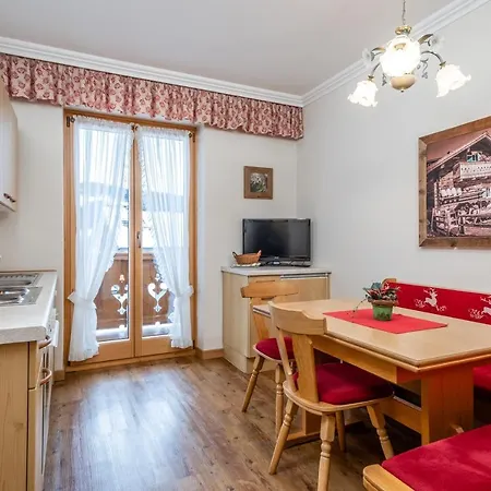 Garni Ransburgerhof ホテル フラッハウ