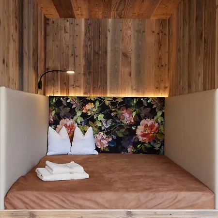 Garni Ransburgerhof フラッハウ