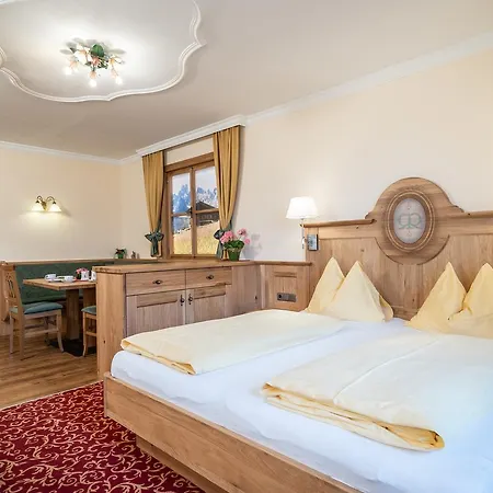 Hotel Garni Ransburgerhof Flachau